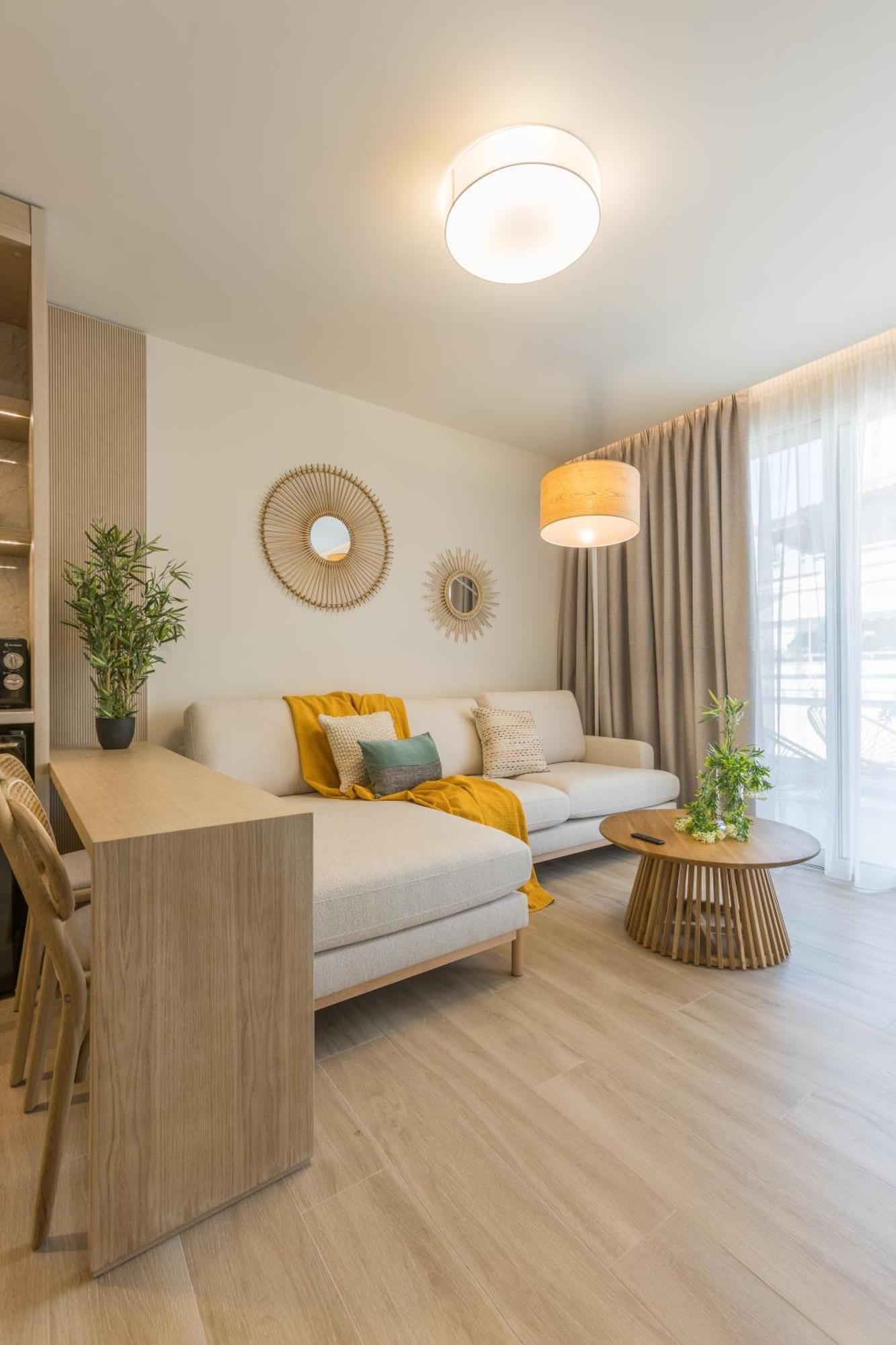 The Mediterranean Suites بيرايوس المظهر الخارجي الصورة