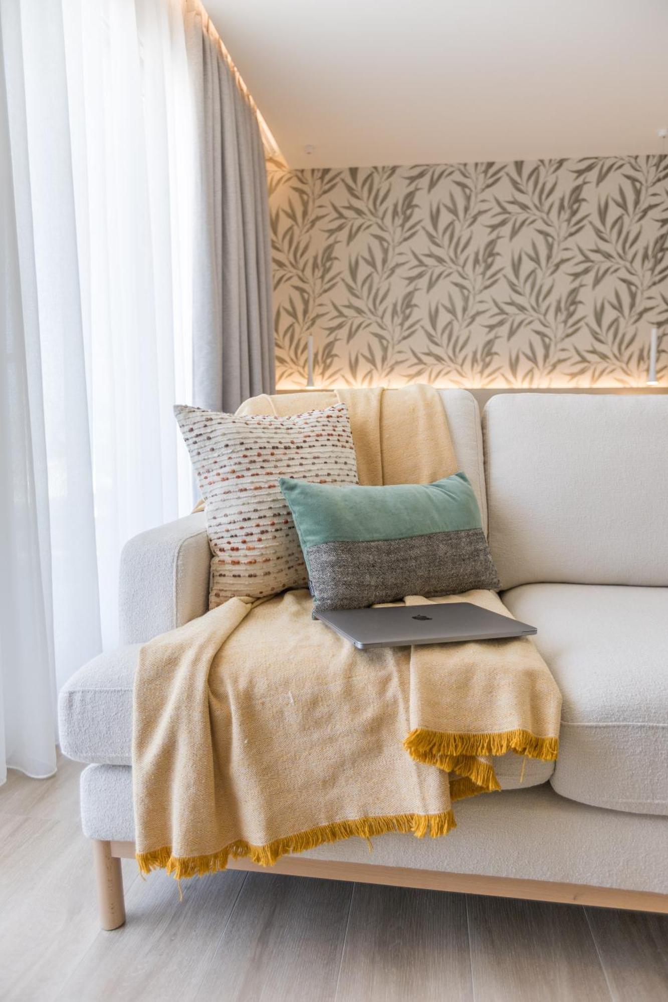 The Mediterranean Suites بيرايوس المظهر الخارجي الصورة