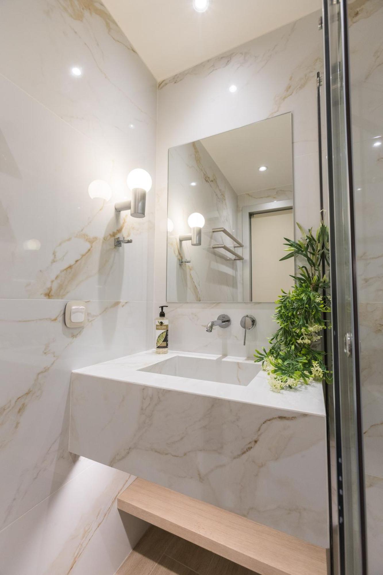 The Mediterranean Suites بيرايوس المظهر الخارجي الصورة
