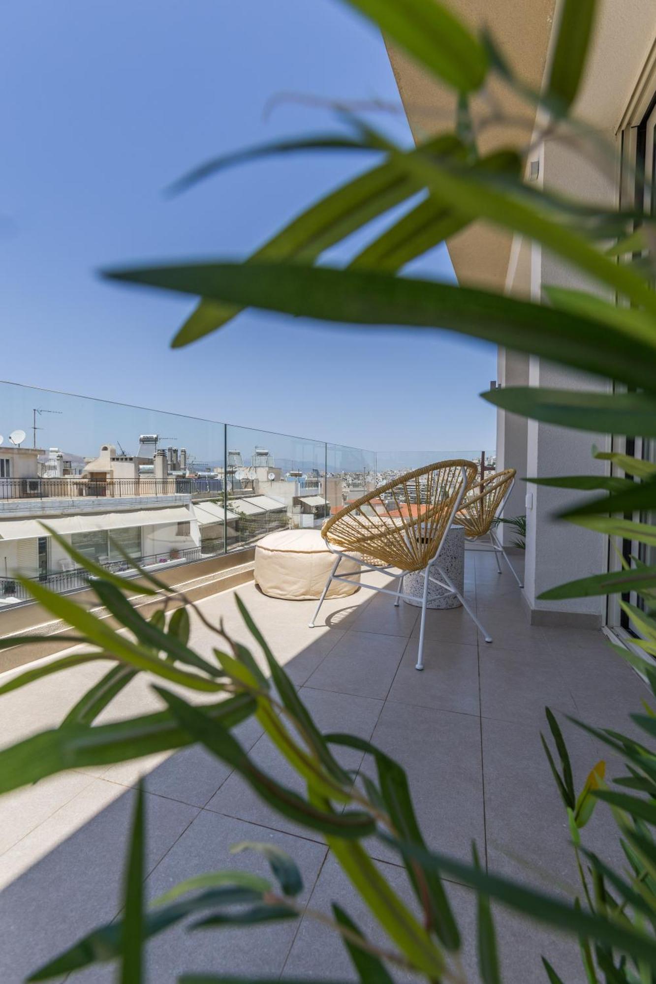 The Mediterranean Suites بيرايوس المظهر الخارجي الصورة