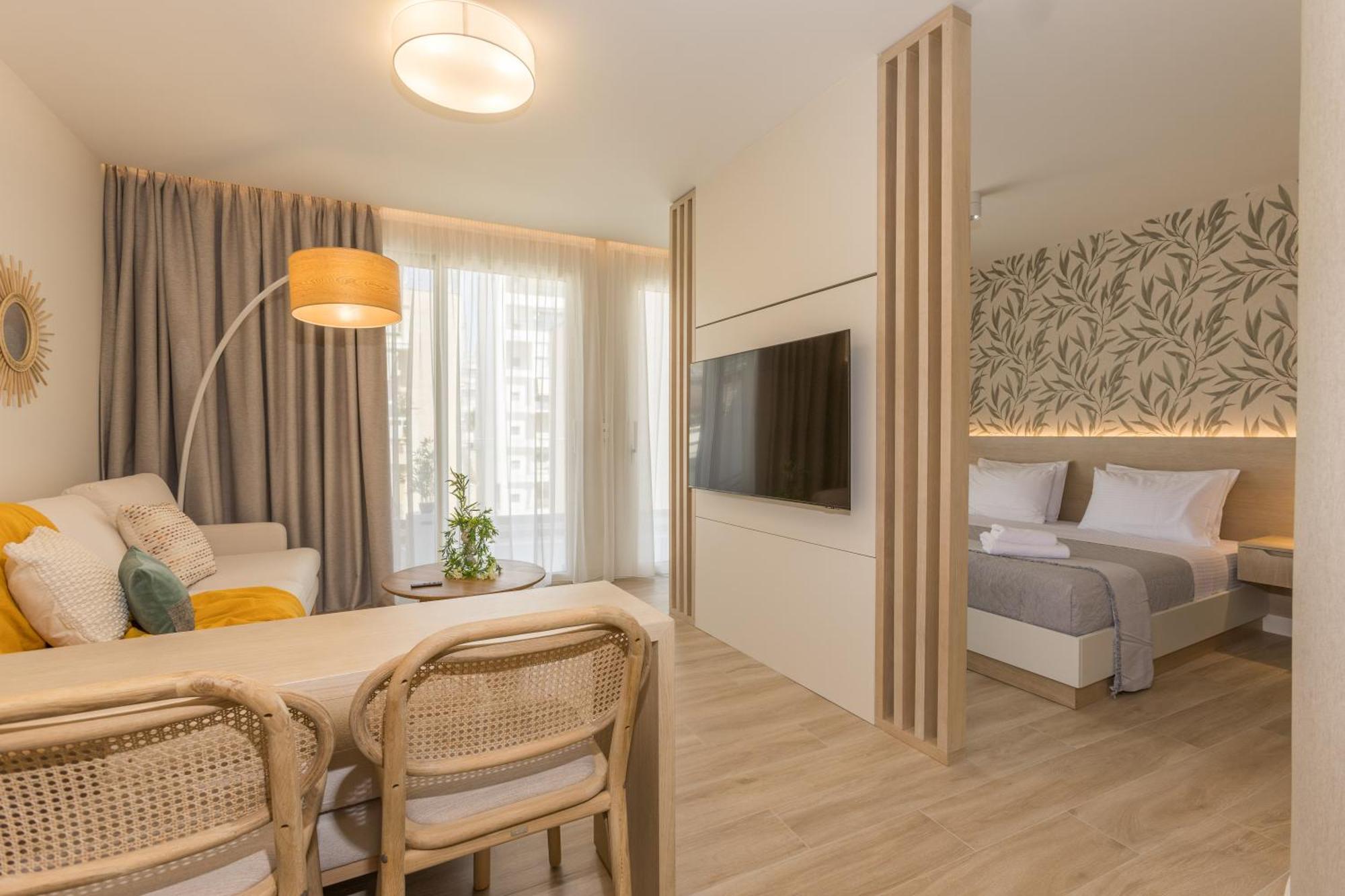 The Mediterranean Suites بيرايوس المظهر الخارجي الصورة